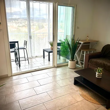 Bel A 2 Min De La A Apartment